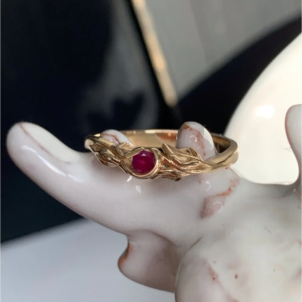 10KYG Ruby Solitaire Ring NWOT